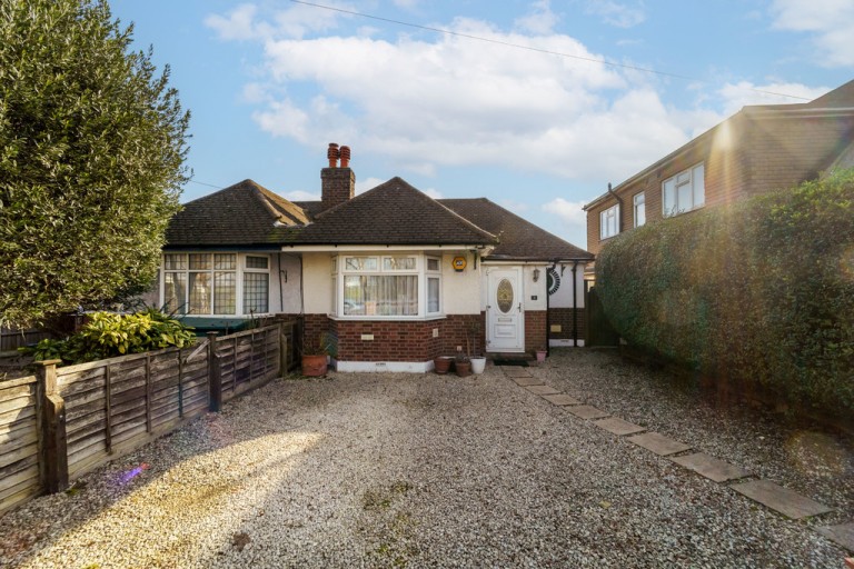 West View, Bedfont