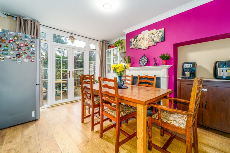 Meadow Gardens, Staines-upon-Thames