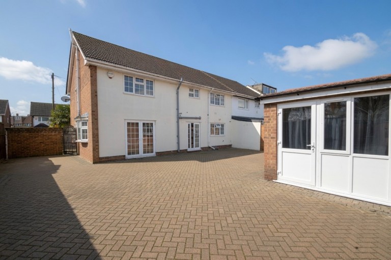 Hannibal Road, Staines-upon-Thames