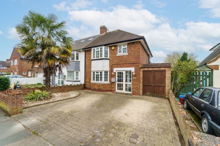 Chertsey Road, Lower Feltham