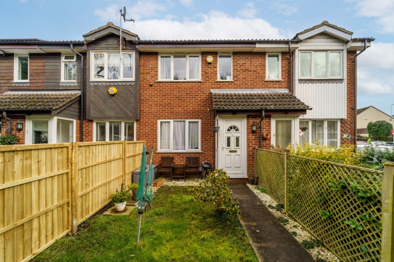 Camilla Close, Sunbury-on-Thames