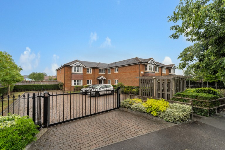 Worple Road, Staines-upon-Thames