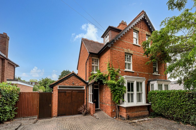 Leacroft Close