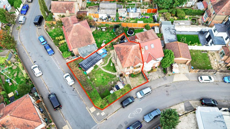 Helen Avenue, Feltham