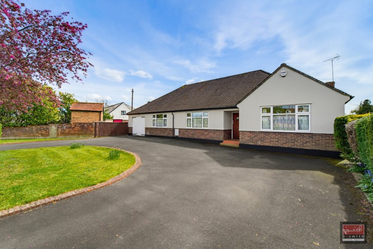 Ouseley Road, Wraysbury, Surrey TW19