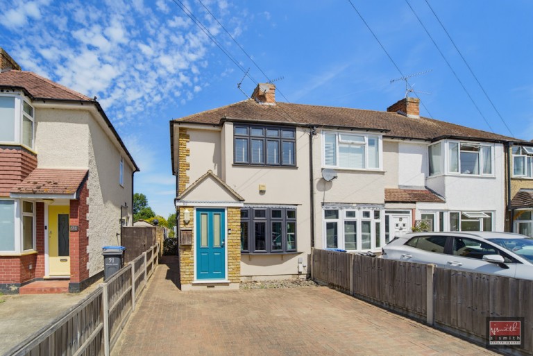 Warwick Avenue, Egham, Surrey TW20