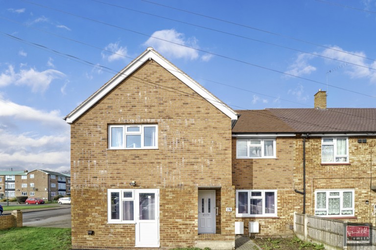 Hadrian Close, Stanwell