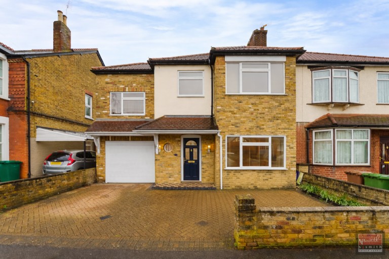 Rosefield Road, Staines-upon-Thames