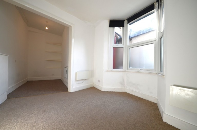 Station Road, Ashford