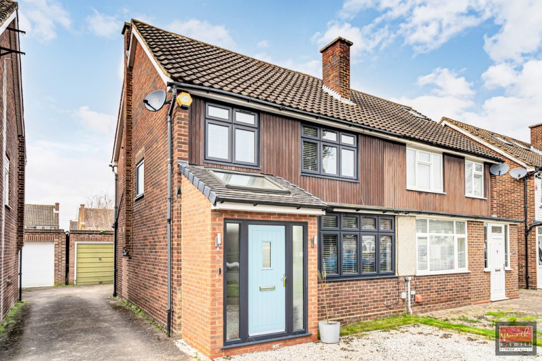 Lynegrove Avenue, Ashford