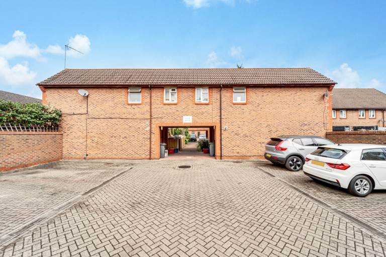 Cramond Court, Bedfont