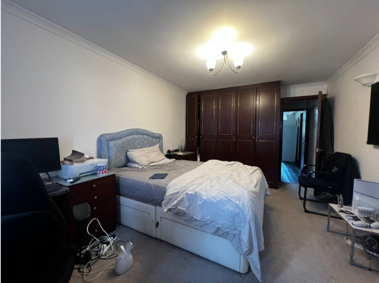 Stanwell, Staines-upon-Thames