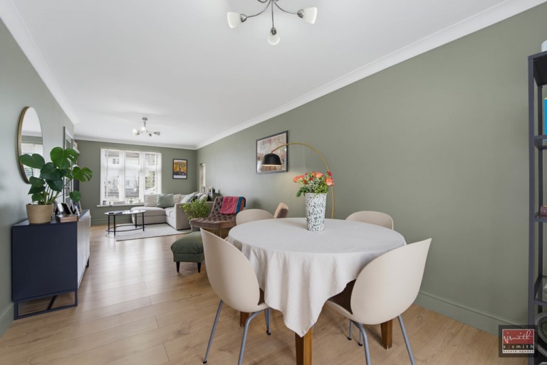 Viola Avenue, Stanwell TW19