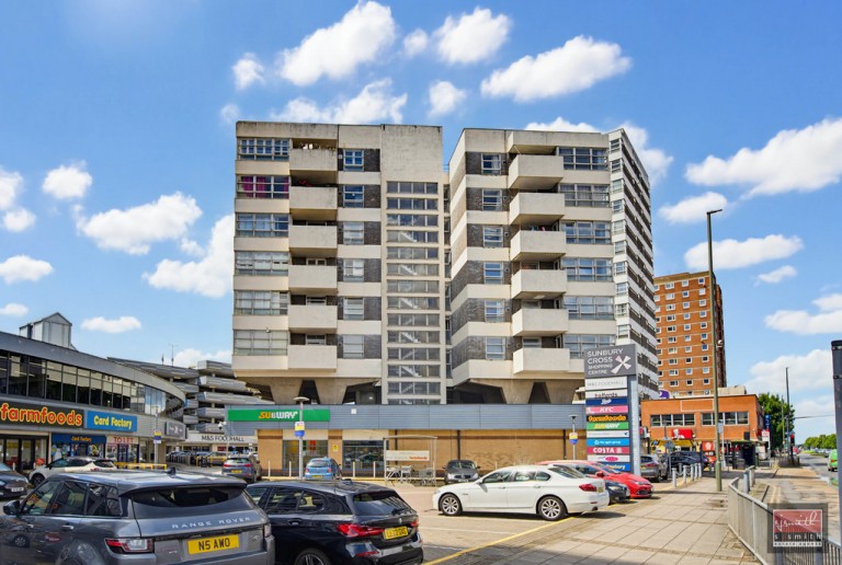 Priscilla House, Staines Road West, Sunbury-on-Thames