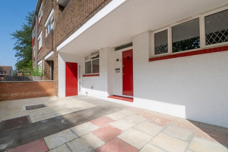 Sandy Drive, Feltham