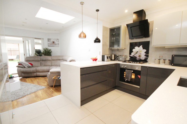 Magna Road, Englefield Green, Egham
