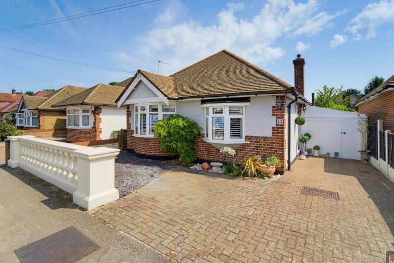 Penton Avenue, Staines-upon-Thames, Surrey