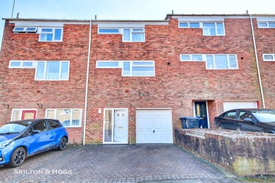 View full details for The Medway, Daventry, NN11 4QU