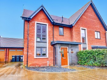 Croxden Way, Daventry, NN11 2PD