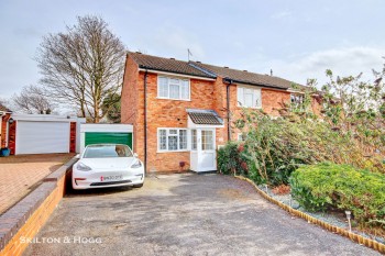 St. Catherines Close, Daventry, NN11 4SB