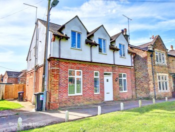 The Green, Newnham, Daventry, NN11 3HB