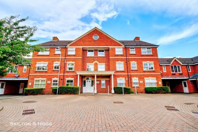 View full details for Timken Way, Daventry, NN11 9UR