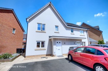 Walsingham Drive, Daventry, NN11 2LE
