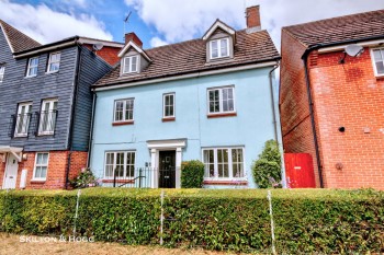 The Weir, Daventry, NN11 8AU