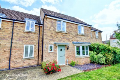 View full details for Hidcote Way, Daventry, NN11 8AE
