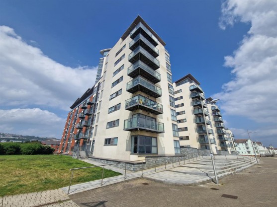 17 The BayMeridian WharfMarinaSwansea