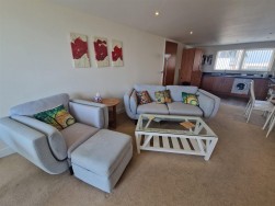 17 The BayMeridian WharfMarinaSwansea