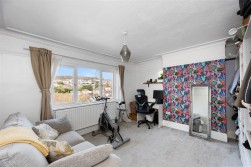 Felinfoel Road, Llanelli