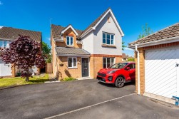 Cae Castell, Loughor, Swansea
