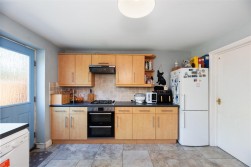 Cae Castell, Loughor, Swansea