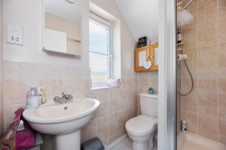 Cae Castell, Loughor, Swansea