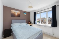 Cae Castell, Loughor, Swansea