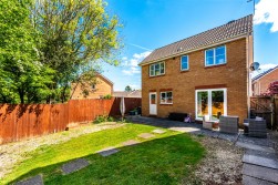 Cae Castell, Loughor, Swansea