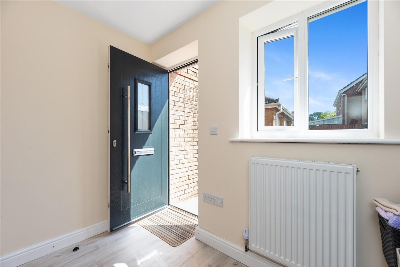 Cae Castell, Loughor, Swansea