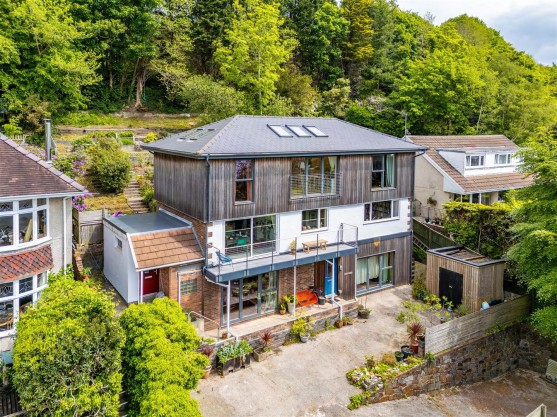 Penlan Crescent, Uplands, Swansea