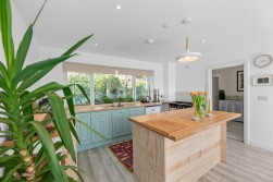 Penlan Crescent, Uplands, Swansea