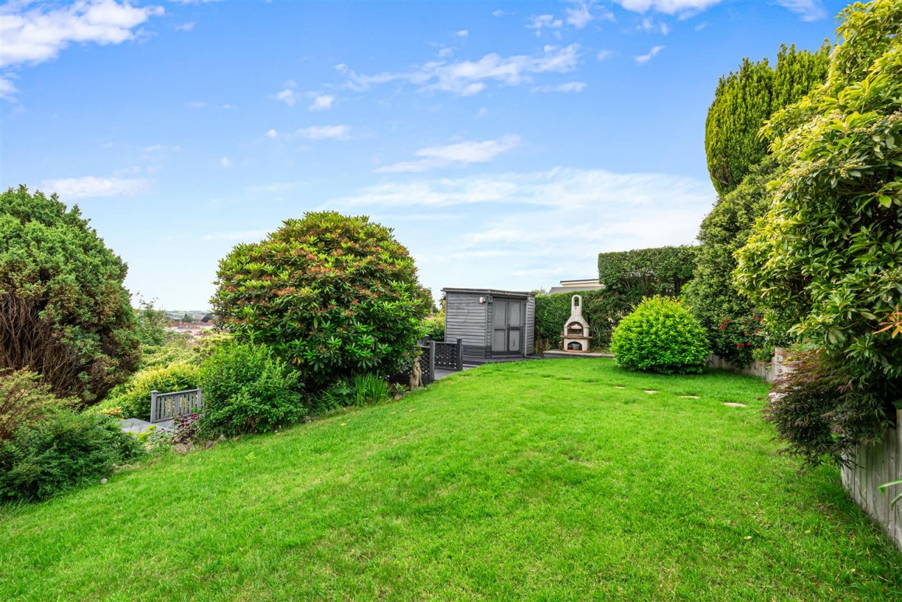 Llwynmawr Close, Sketty, Swansea
