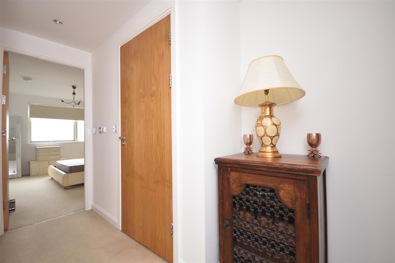 48 Aurora BuildingMarinaSwanseaWest Glam