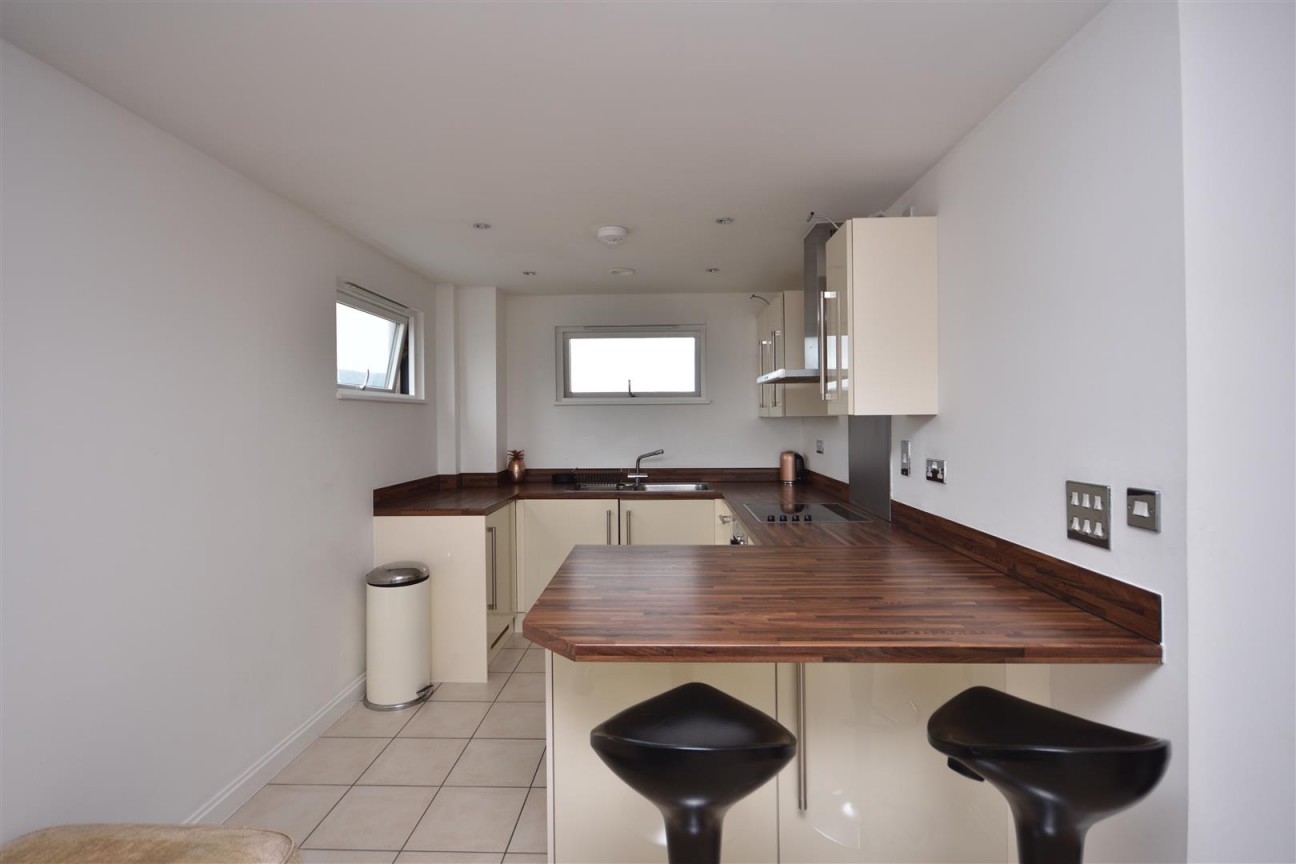 48 Aurora BuildingMarinaSwanseaWest Glam