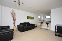 48 Aurora BuildingMarinaSwanseaWest Glam