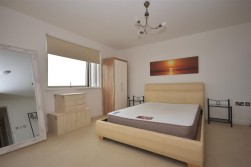 48 Aurora BuildingMarinaSwanseaWest Glam