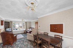 William Bowen Close, Gowerton, Swansea