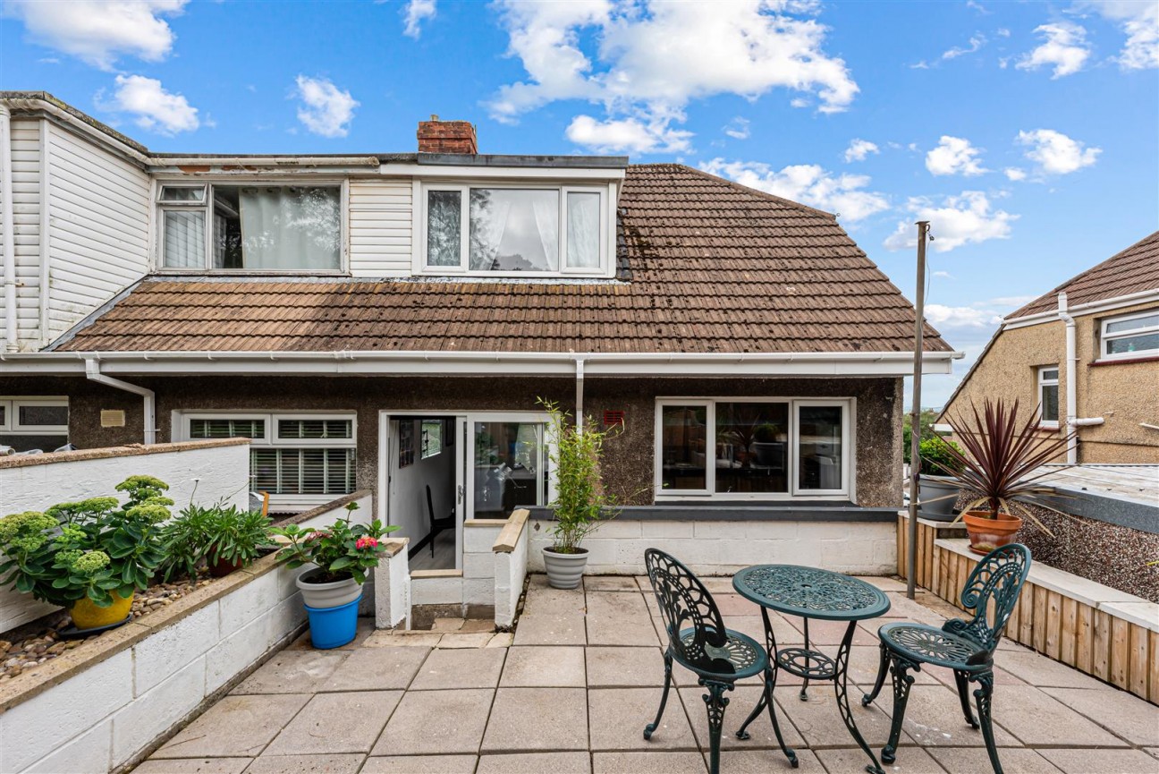 Beverley Gardens, Ravenhill, Swansea