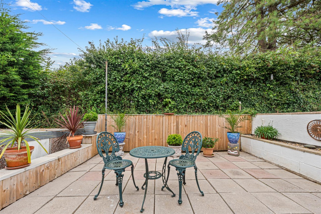 Beverley Gardens, Ravenhill, Swansea