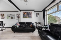 Beverley Gardens, Ravenhill, Swansea