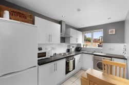 https://www.smithshomes.com/property-to-rent/swansea-maritime-quarter/sa1-1xy/1402852
